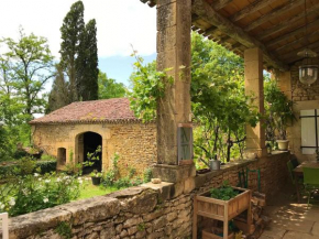 Hotels in Blanquefort-Sur-Briolance